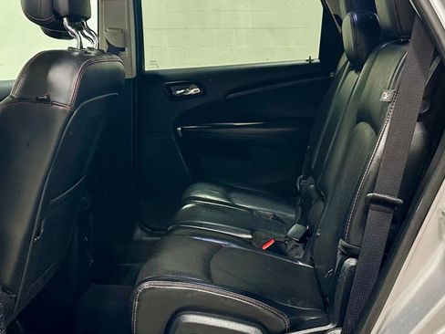 Used 2014 Dodge Journey R/T w/ Flexible Seating Group image 14