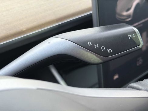 Used 2019 Tesla Model 3 Long Range image 25