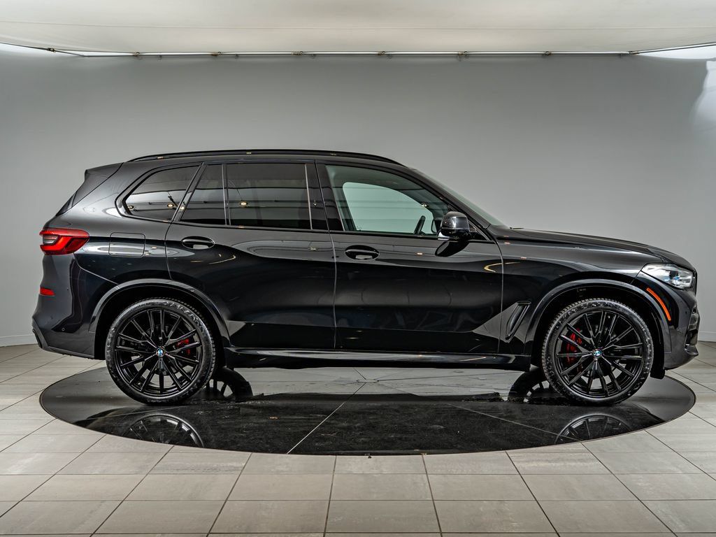 Used 2023 BMW X5 xDrive40i w/ Executive Package AWD/4WD image 4