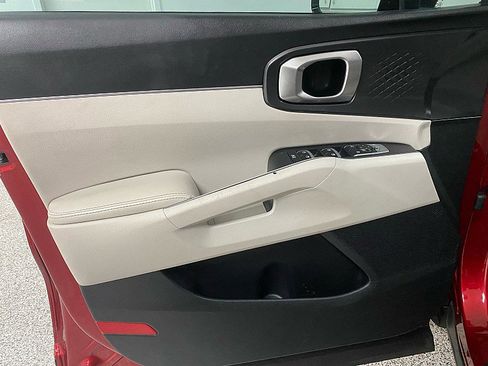 Used 2021 Kia Sorento S w/ Panoramic Sunroof Package image 11