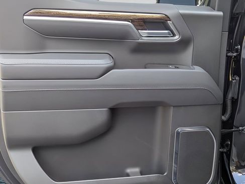 New 2026 GMC Sierra 1500 Elevation image 13