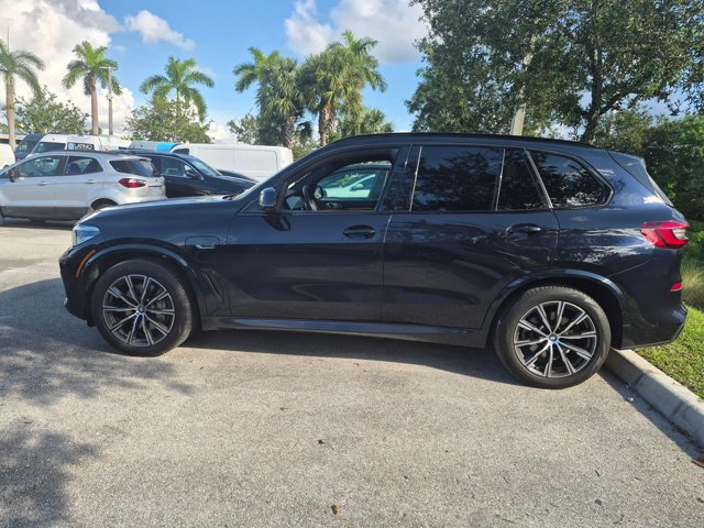 Used 2022 BMW X5 xDrive45e w/ M Sport Package AWD/4WD image 5