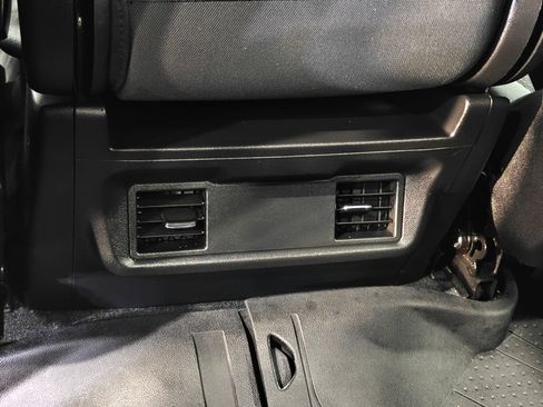 Used 2020 Chevrolet Silverado 1500 Custom w/ Custom Value Package AWD/4WD image 29