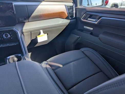 New 2026 GMC Sierra 1500 Denali w/ Denali Reserve Package AWD/4WD image 19