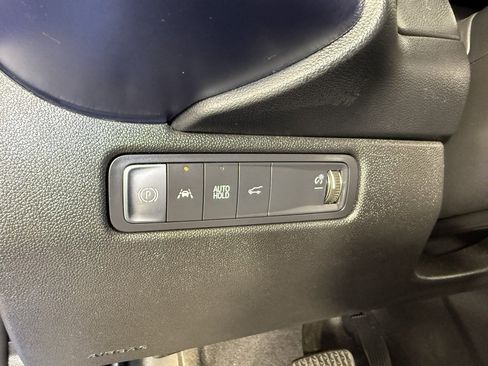 Used 2024 Chevrolet Equinox EV LT FWD image 22