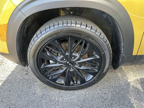 Used 2023 Kia Seltos Nightfall Edition image 2