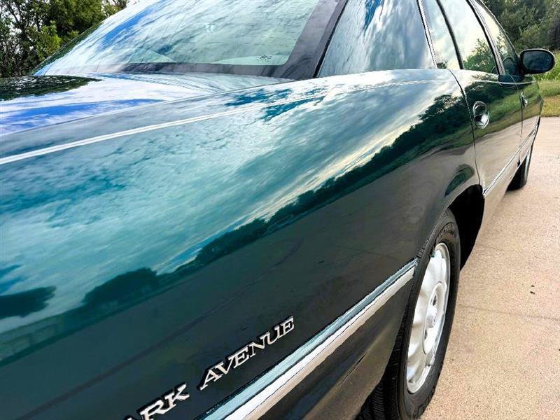 Used 1999 Buick Park Avenue w/ Prestige Opt Pkg FWD image 14