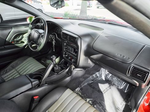 Used 2002 Chevrolet Camaro Z28 w/ SS Performance/Appearance Pkg image 27