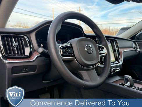 Certified 2025 Volvo S60 B5 Plus w/ Climate Package image 17