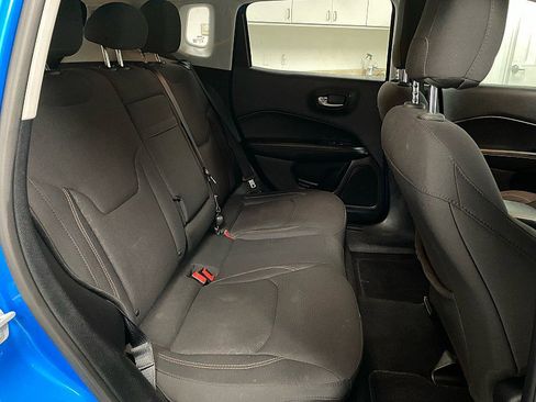Used 2017 Jeep Compass Sport w/ Tech Group image 13