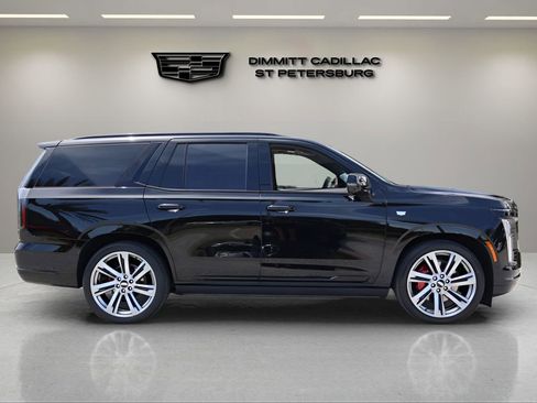Used 2025 Cadillac Escalade Sport Platinum AWD/4WD image 6