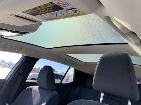 Used 2023 Lexus RZ 450e Premium image 28