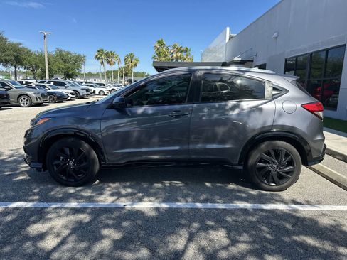 Used 2021 Honda HR-V Sport image 5