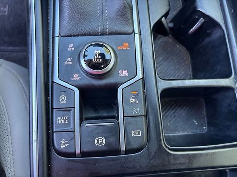 Used 2024 Kia Sorento X-Line EX AWD/4WD image 30