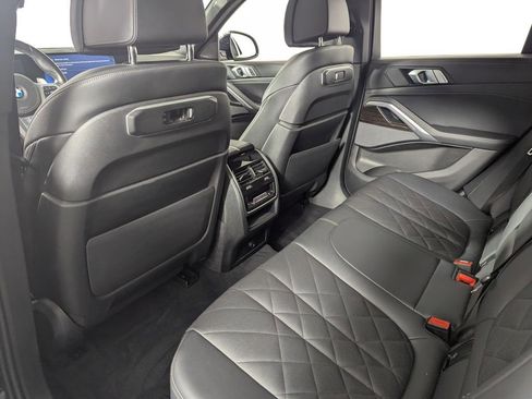 Used 2024 BMW X6 xDrive40i image 31