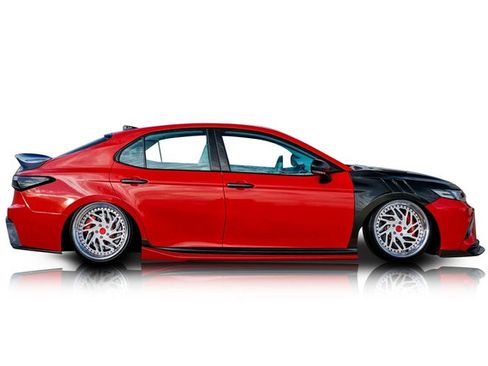 Used 2019 Toyota Camry XSE image 2