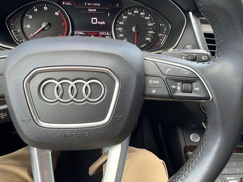 Used 2019 Audi Q5 2.0T Premium AWD/4WD image 13