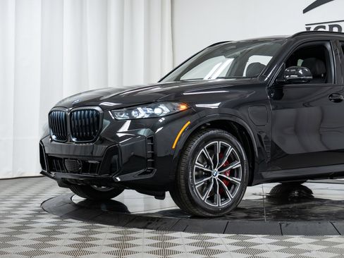 New 2026 BMW X5 xDrive50e w/ M Sport Package image 25