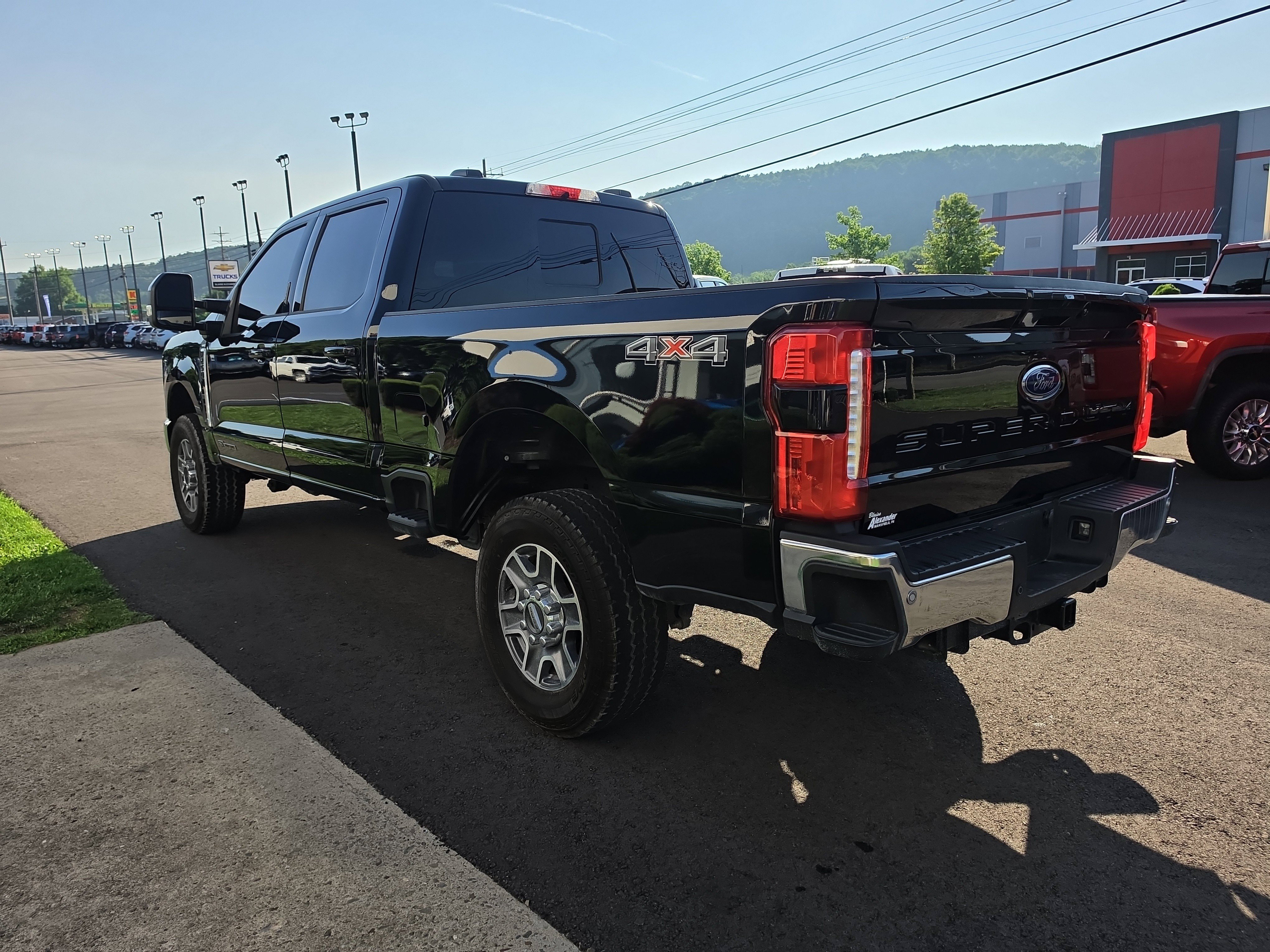 Used 2024 Ford F250 Lariat AWD/4WD image 6
