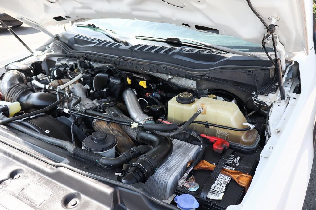 Used 2019 Ford F250 XL w/ Power Equipment Group AWD/4WD image 12