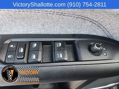 Certified 2022 Jeep Compass Latitude w/ Sun and Sound Group AWD/4WD image 23