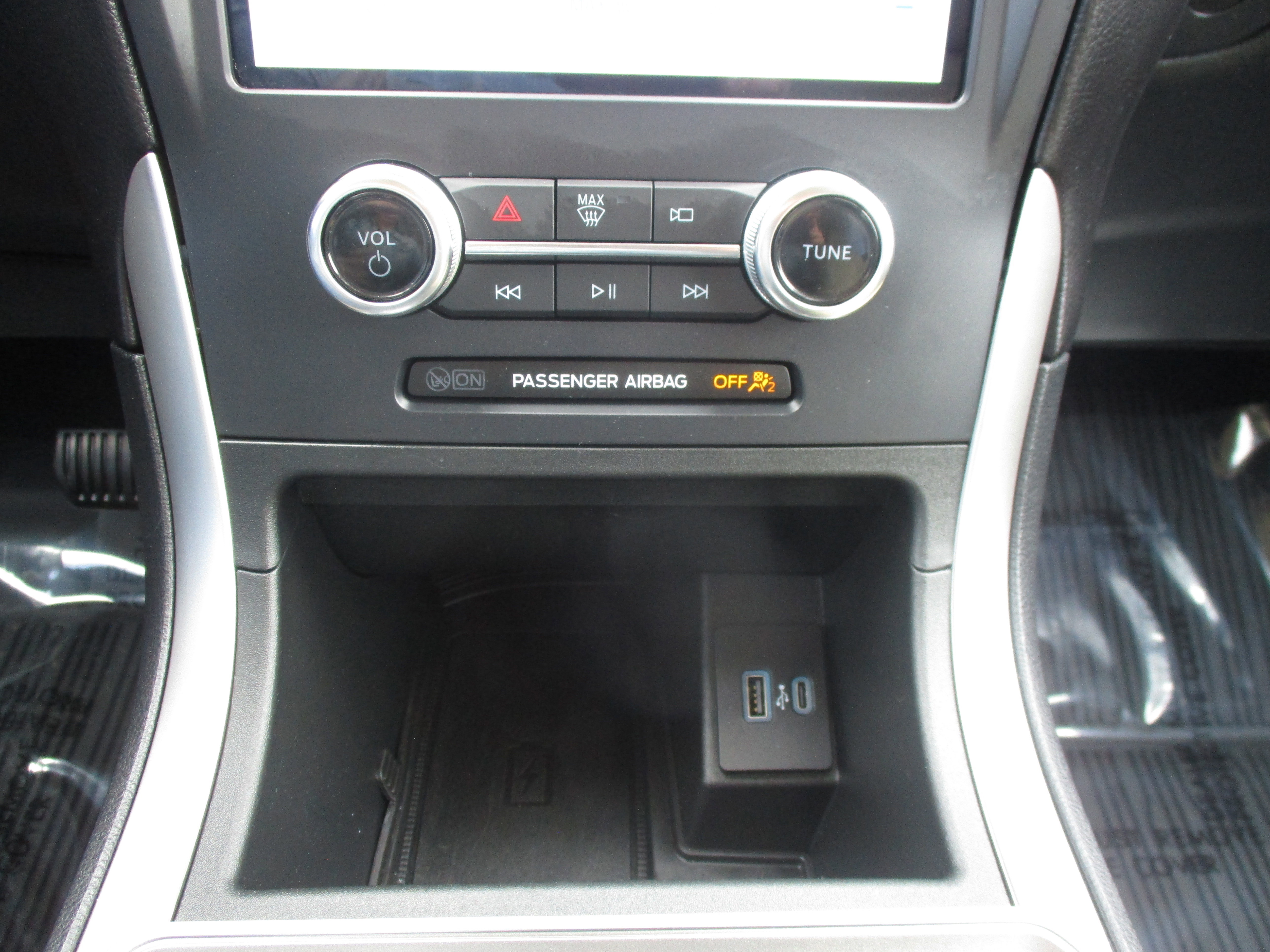 Used 2024 Ford Edge SEL w/ Convenience Package AWD/4WD image 27