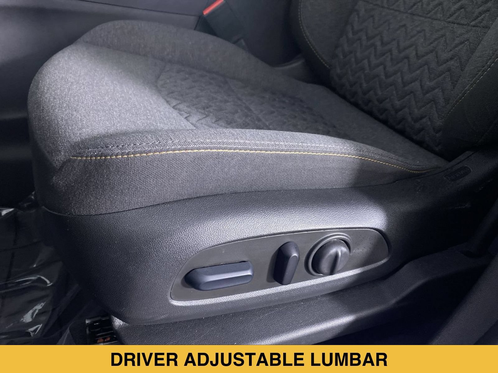 Certified 2024 Chevrolet Equinox LT w/ LPO, Floor Liner Package FWD image 9