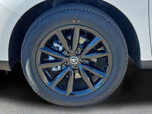 New 2026 Acura RDX SH-AWD image 10