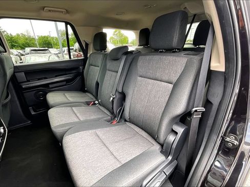 Used 2024 Ford Expedition XLT RWD image 35