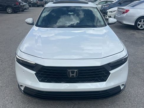 Used 2023 Honda Accord EX-L image 2