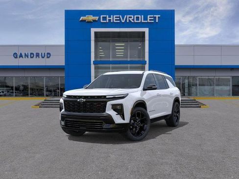 New 2026 Chevrolet Traverse RS w/ LPO, Floor Liner Package image 32