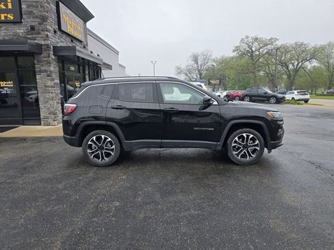 Used 2022 Jeep Compass Limited image 8