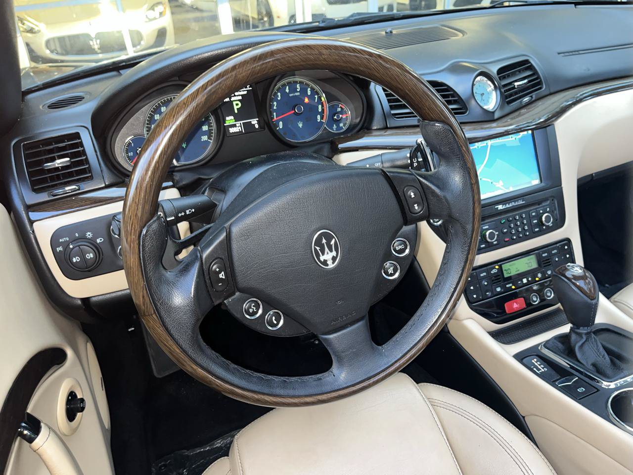 Used 2012 Maserati GranTurismo Convertible RWD image 44