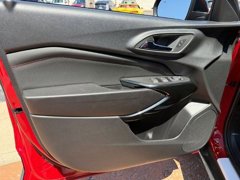 New 2026 Chevrolet Trax RS FWD image 8