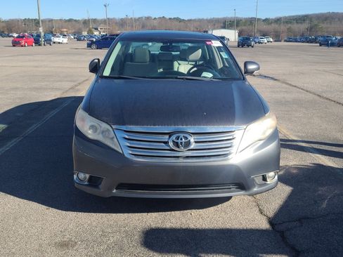 Used 2012 Toyota Avalon image 2