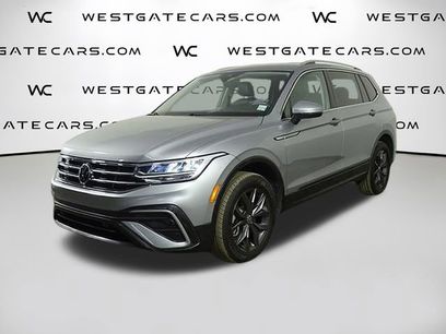 Used 2024 Volkswagen Tiguan SE
