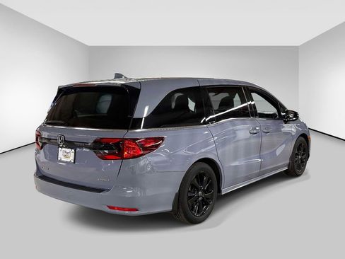 Used 2023 Honda Odyssey Sport image 5