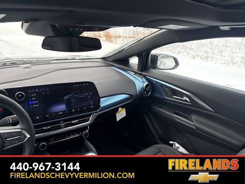 New 2026 Chevrolet Equinox EV LT image 51