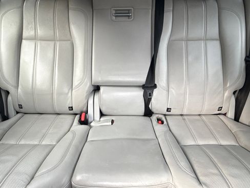 Used 2016 Land Rover Range Rover HSE image 19