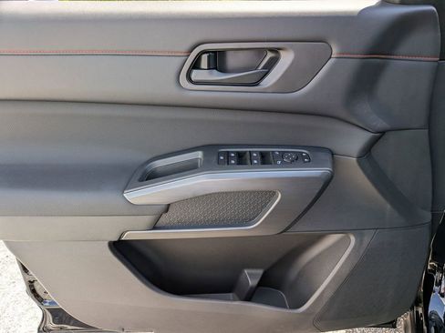 New 2026 Nissan Pathfinder Rock Creek AWD/4WD image 30