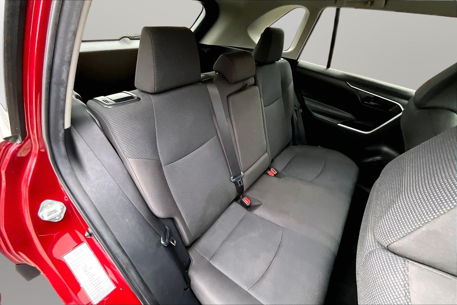 Used 2023 Toyota RAV4 LE FWD image 17