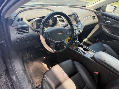 Used 2015 Chevrolet Impala LT w/ Convenience Package FWD image 13