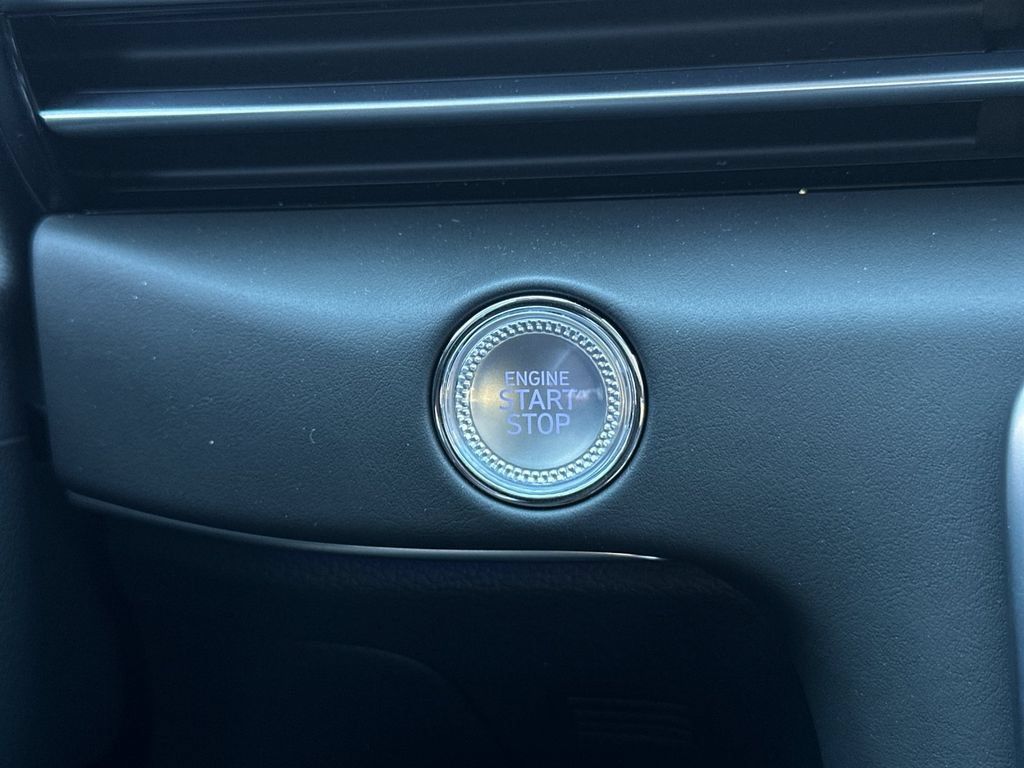 New 2026 Genesis GV80 2.5T Select AWD/4WD image 23
