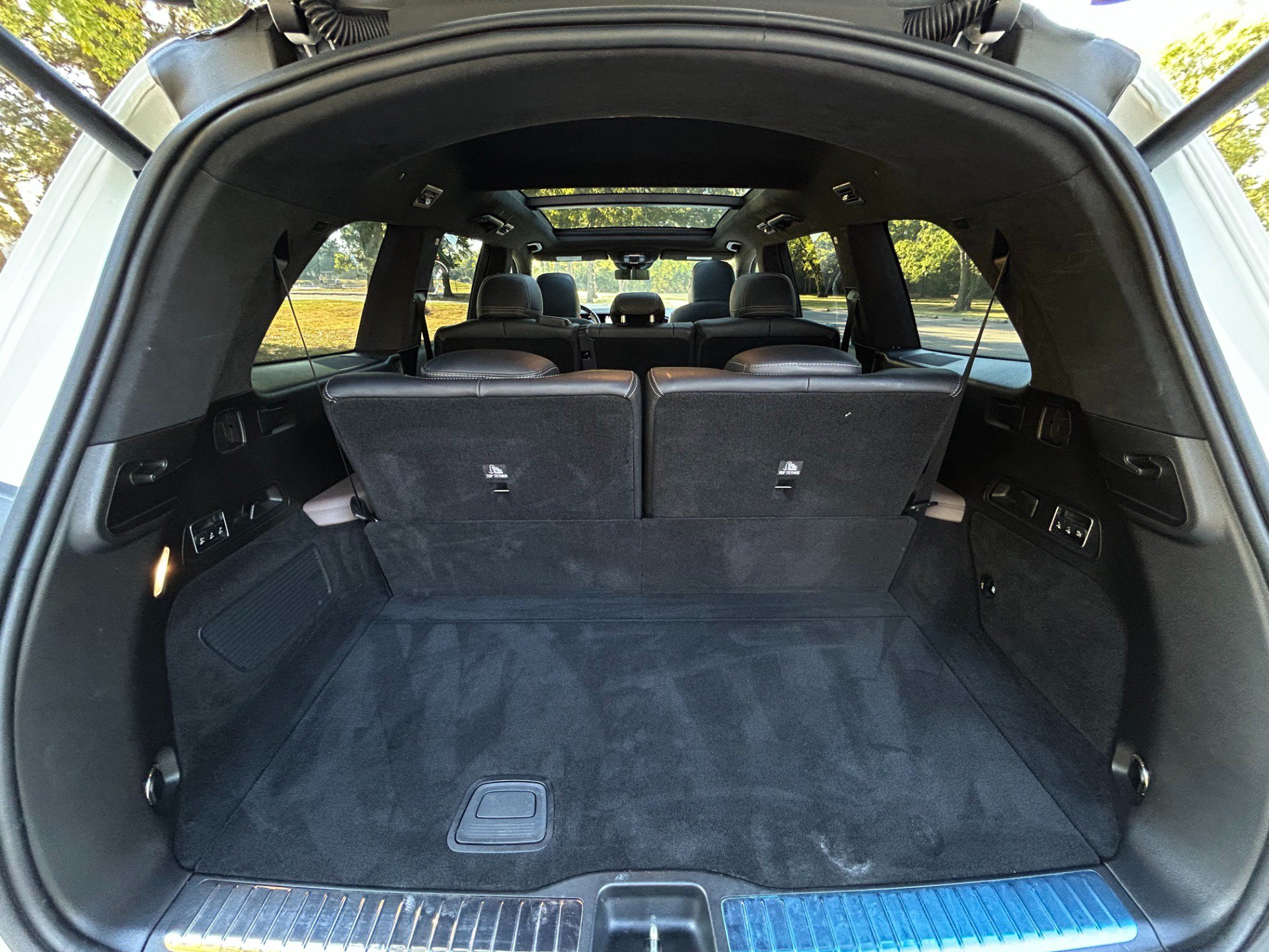 Used 2021 Mercedes-Benz GLS 63 AMG 4MATIC image 32