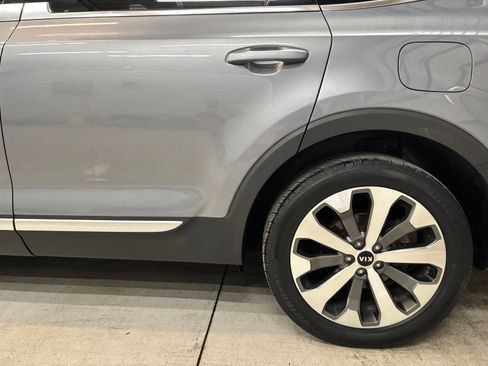 Used 2020 Kia Telluride S AWD/4WD image 8