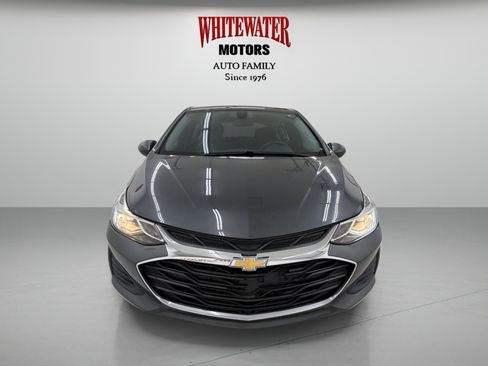 Used 2019 Chevrolet Cruze LT FWD image 6