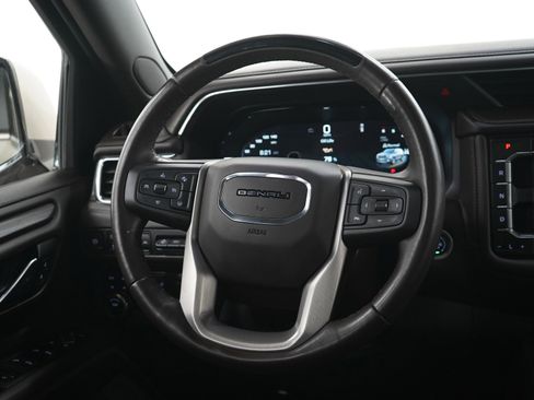 Used 2023 GMC Yukon Denali w/ Advanced Technology Package AWD/4WD image 21