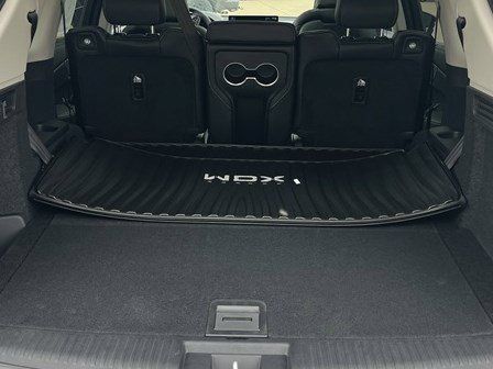 Used 2026 Acura MDX w/ Technology Package FWD image 32