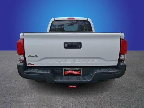 Used 2020 Toyota Tacoma SR image 5