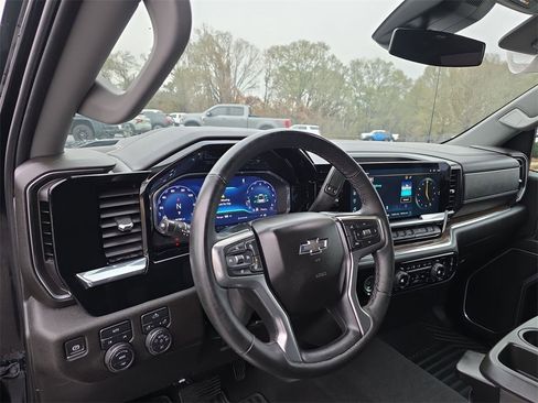 Used 2024 Chevrolet Silverado 1500 RST w/ Protection Package image 10